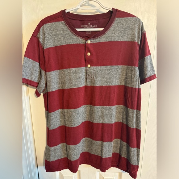 American Eagle Outfitters Other - American Eagle men’s XXL Henley short sleeve shirt